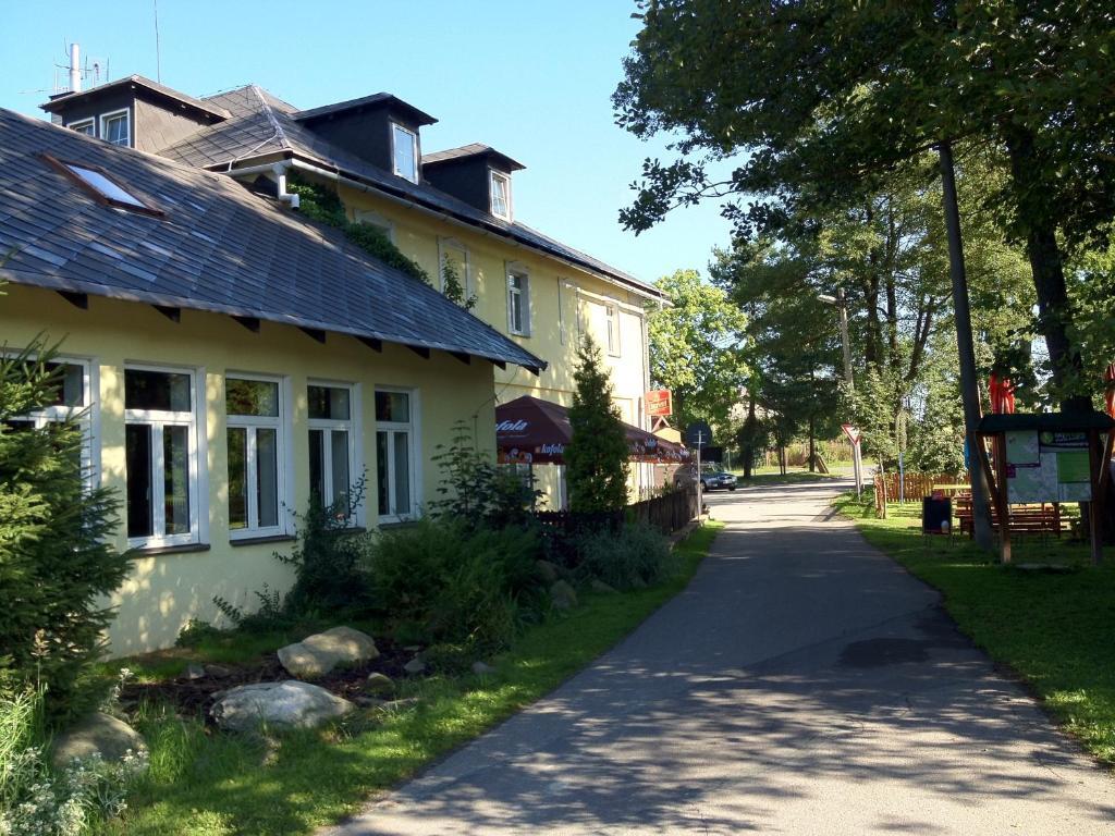 Hotel Leopold Račín Zewnętrze zdjęcie