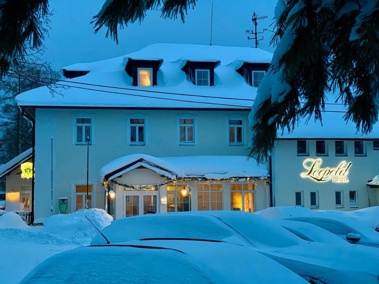 Hotel Leopold Račín Zewnętrze zdjęcie